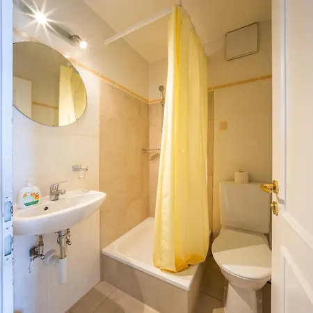 Guest house Le Phare *