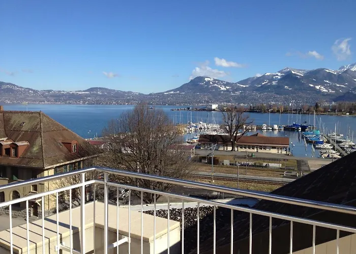 Le Phare Πανσιόν *