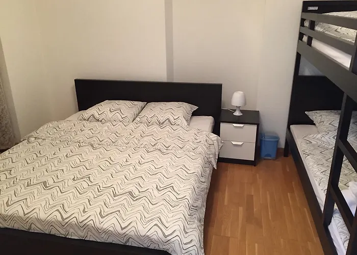 Le Phare Πανσιόν